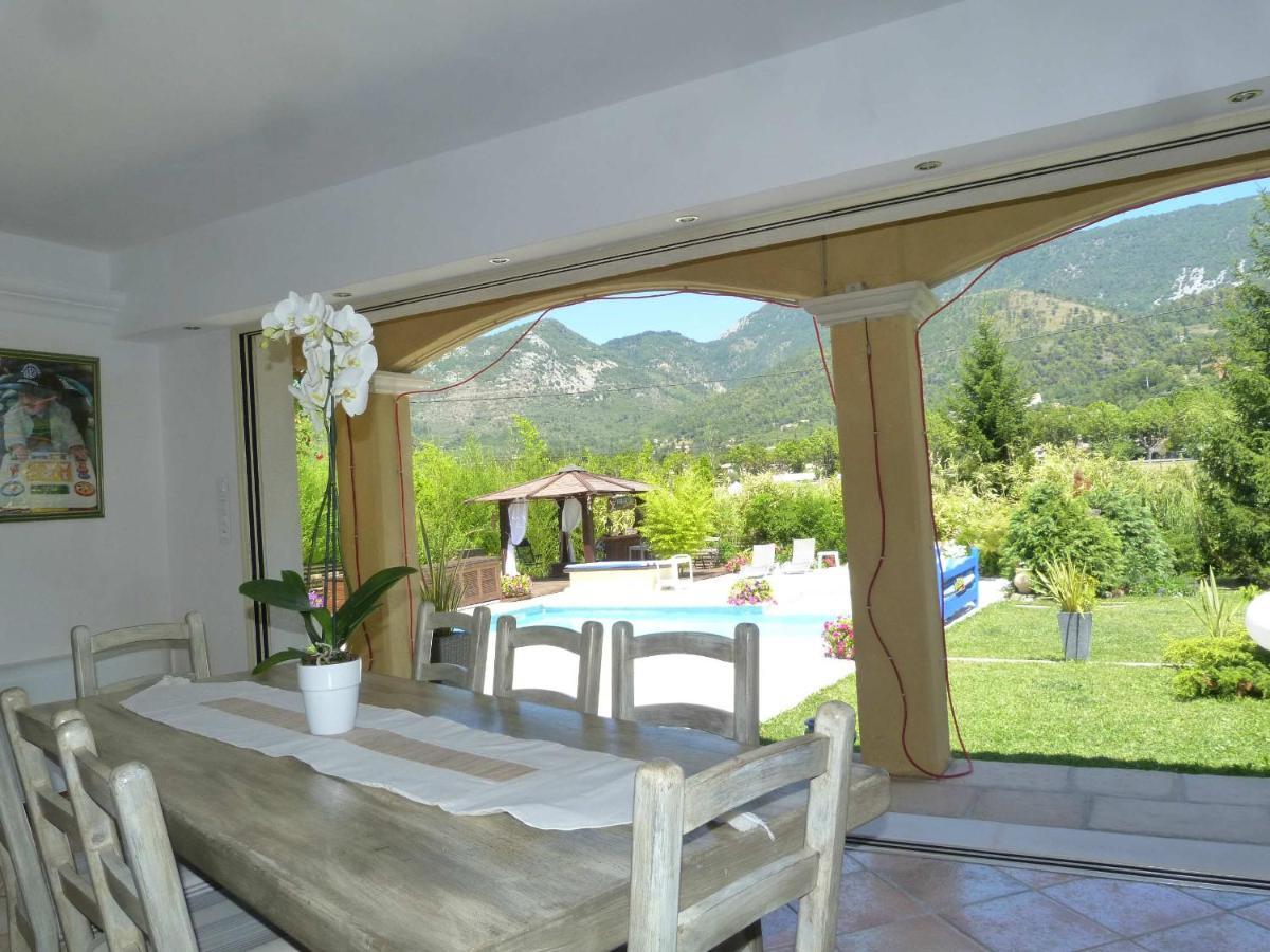 Les Bambous B&B Levens ภายนอก รูปภาพ