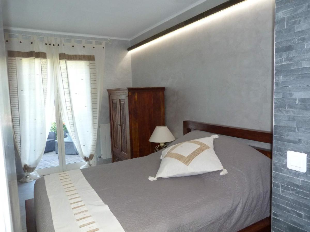 Les Bambous B&B Levens ภายนอก รูปภาพ